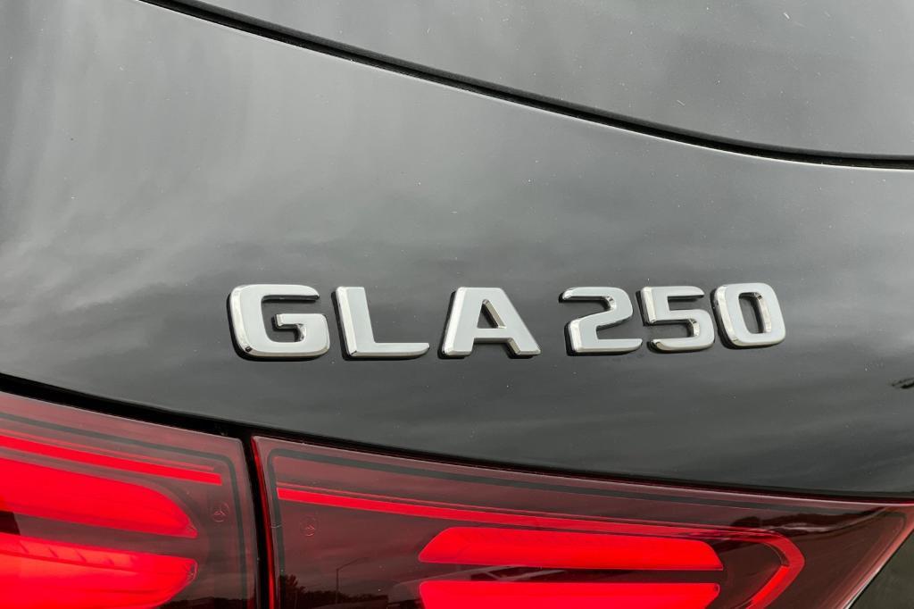 used 2025 Mercedes-Benz GLA 250 car, priced at $33,991