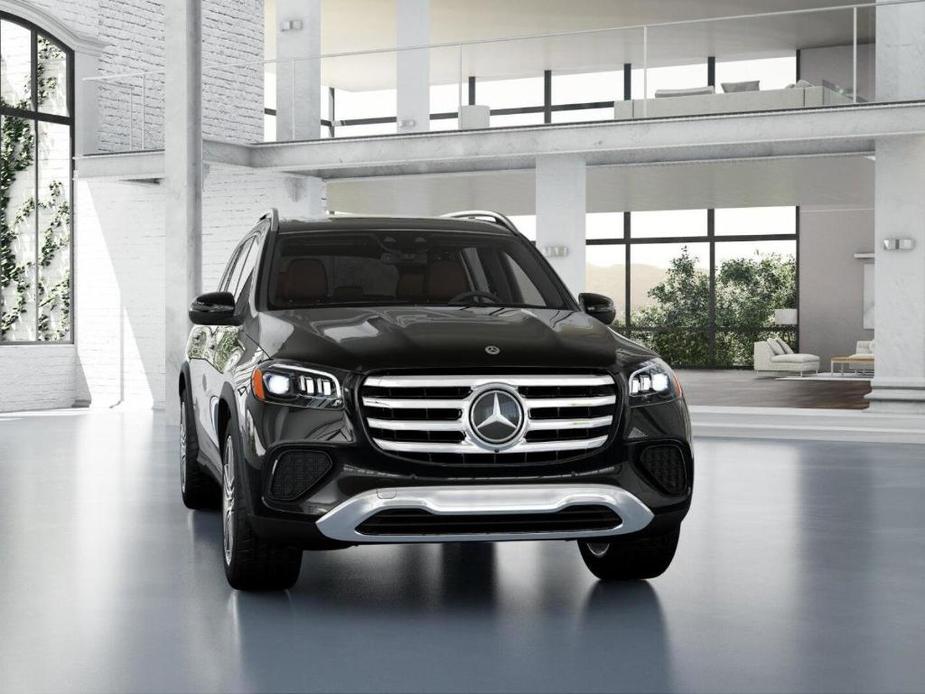 new 2025 Mercedes-Benz GLS 450 car, priced at $92,000