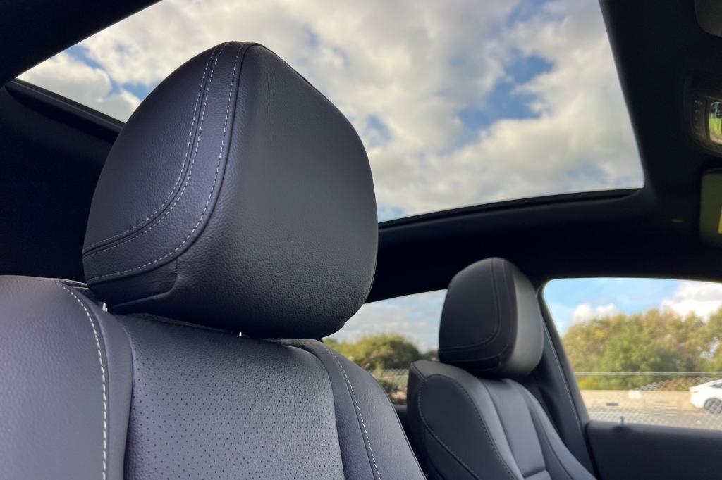 new 2026 Mercedes-Benz GLE 450 car, priced at $83,415