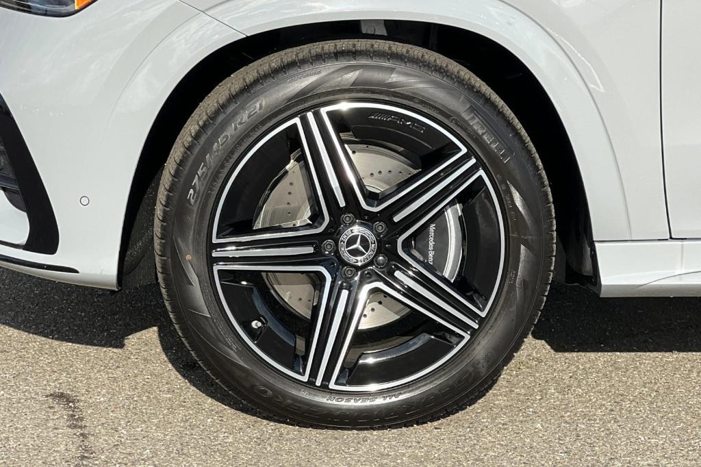 new 2026 Mercedes-Benz GLE 450 car, priced at $83,415