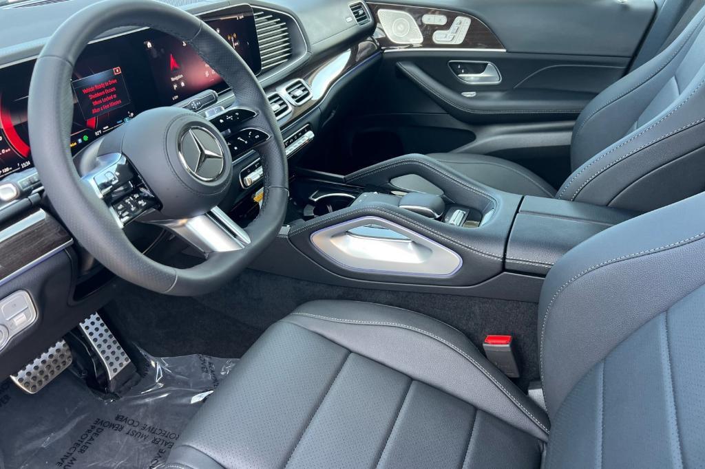 new 2025 Mercedes-Benz GLS 450 car, priced at $96,260