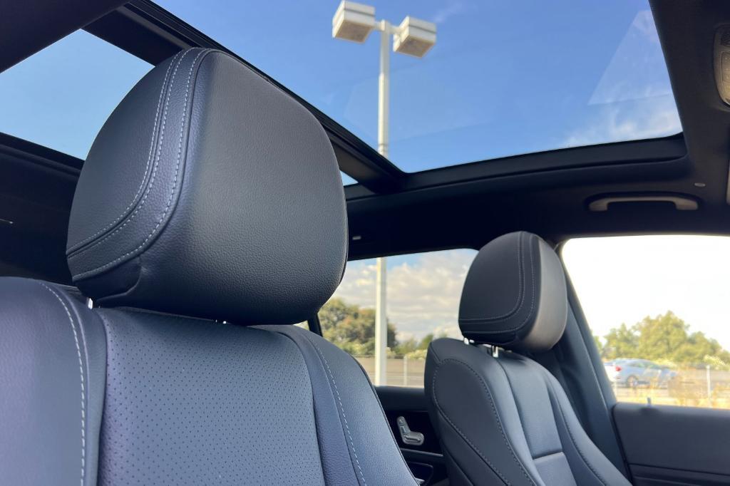 new 2025 Mercedes-Benz GLS 450 car, priced at $96,260