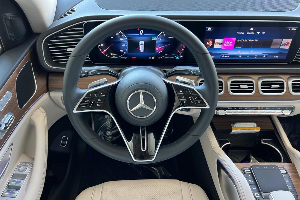 new 2025 Mercedes-Benz GLE 350 car, priced at $67,875