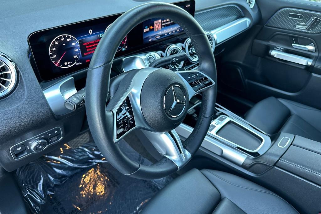 used 2025 Mercedes-Benz GLB 250 car, priced at $38,991