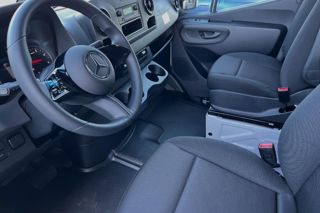 new 2025 Mercedes-Benz Sprinter 2500 car, priced at $59,746