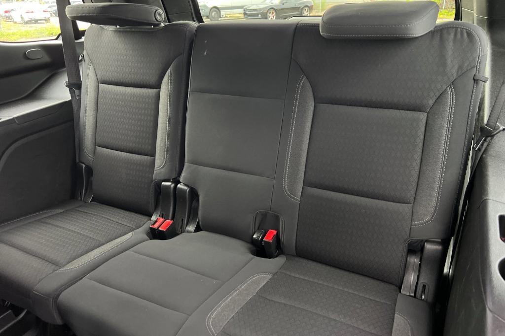 used 2021 GMC Yukon car, priced at $38,991