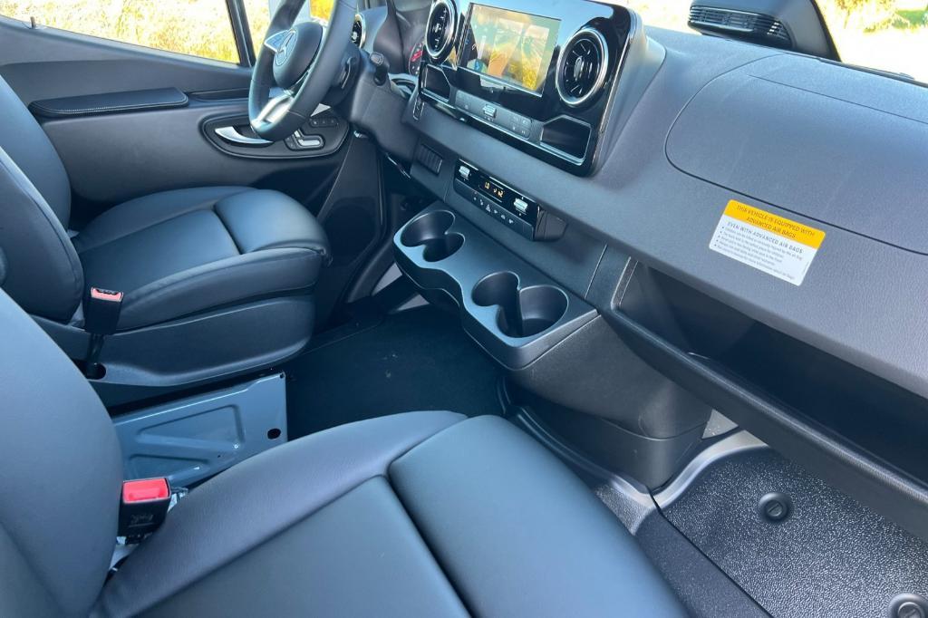 new 2026 Mercedes-Benz Sprinter 2500 car, priced at $67,297