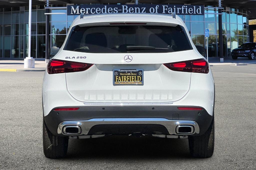 new 2025 Mercedes-Benz GLA 250 car, priced at $45,650