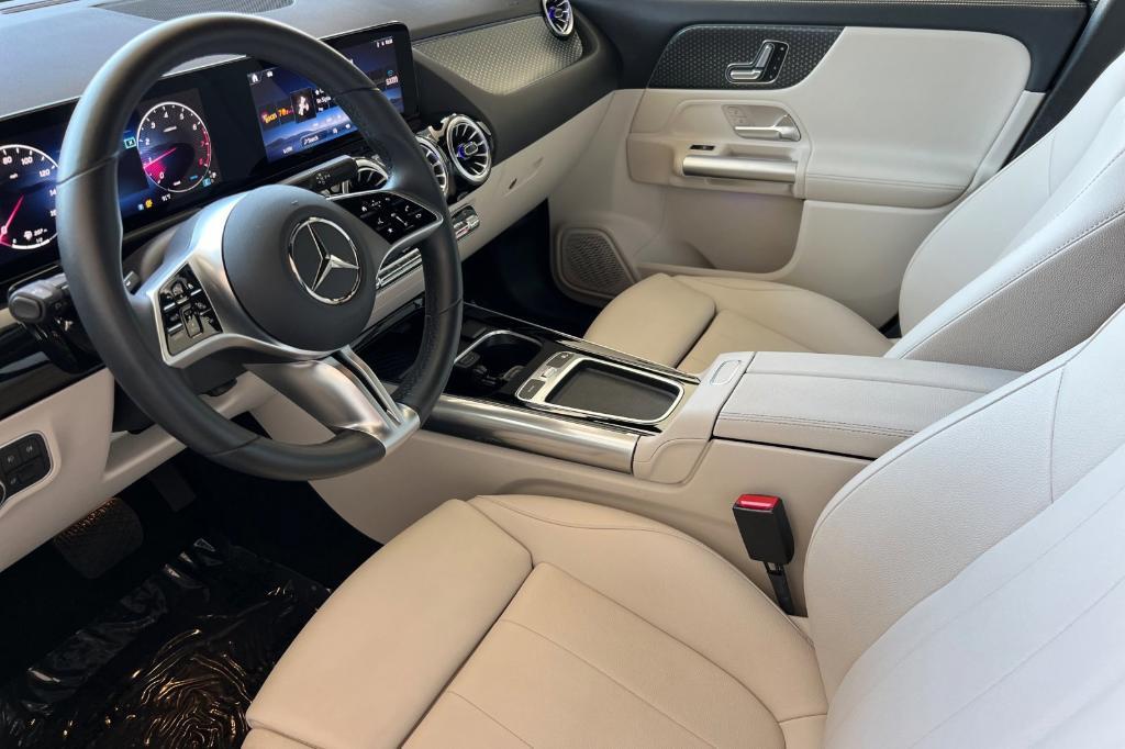 used 2025 Mercedes-Benz GLA 250 car, priced at $34,991