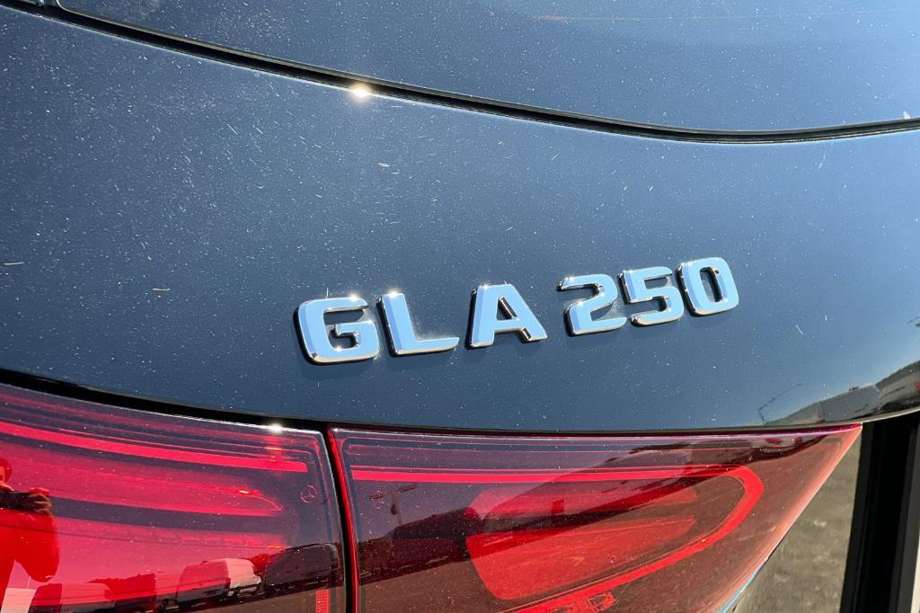 used 2025 Mercedes-Benz GLA 250 car, priced at $34,991