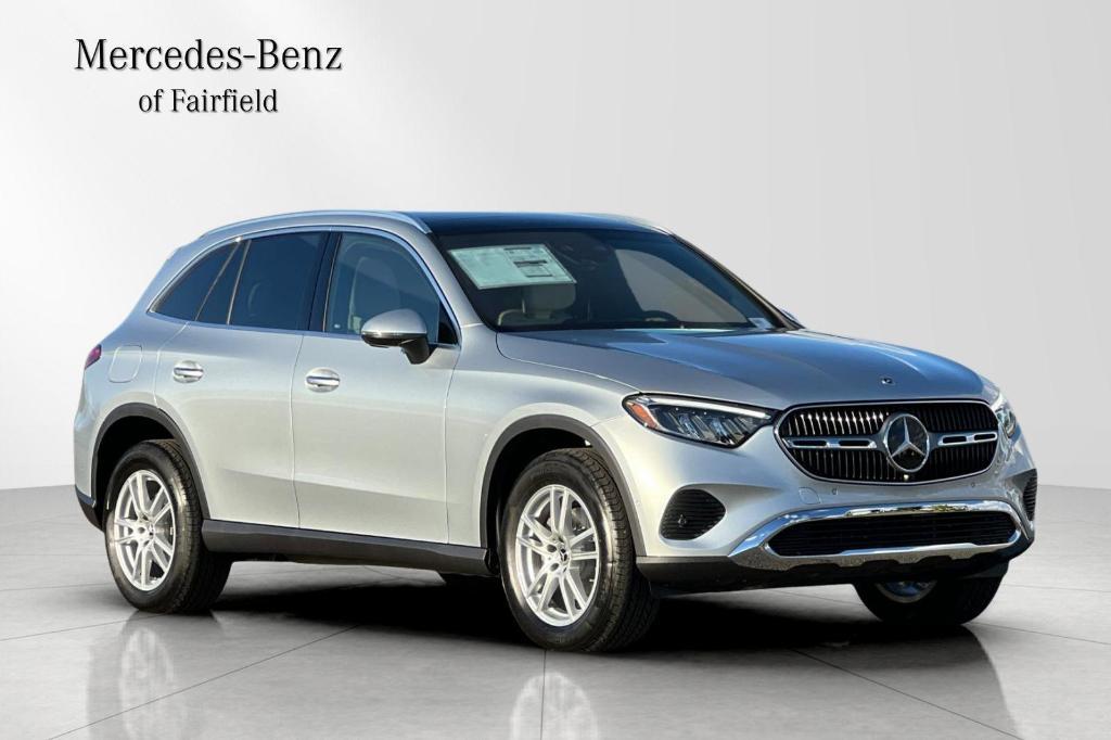 new 2026 Mercedes-Benz GLC 300 car, priced at $59,360