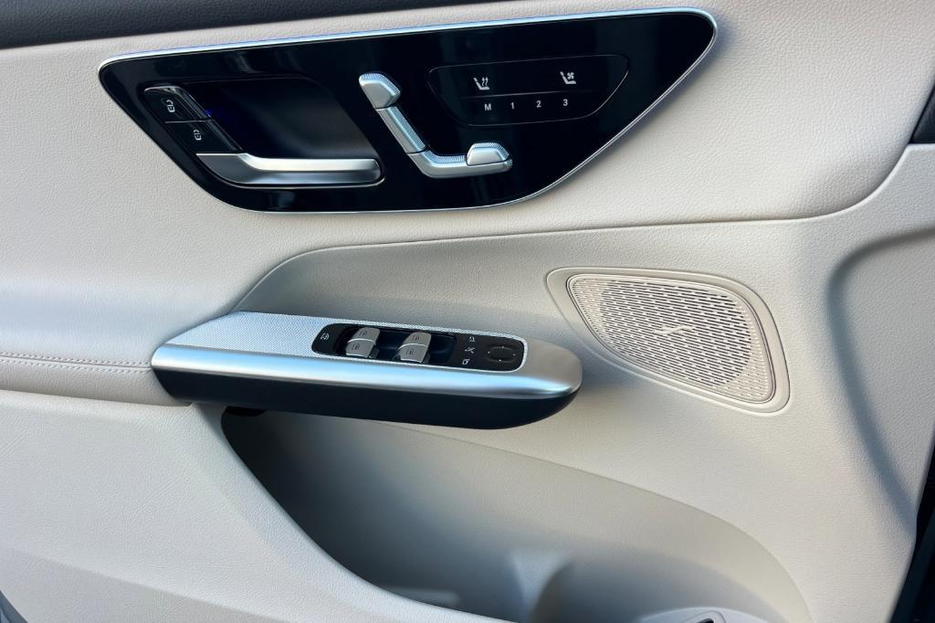 new 2026 Mercedes-Benz GLC 300 car, priced at $59,360