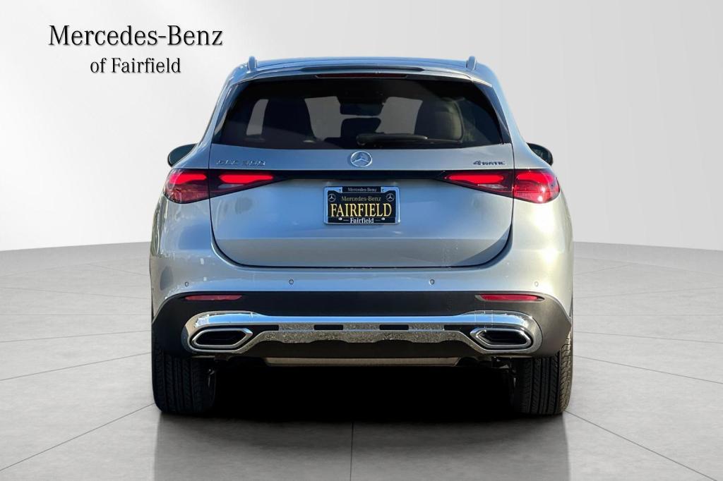 new 2026 Mercedes-Benz GLC 300 car, priced at $59,360