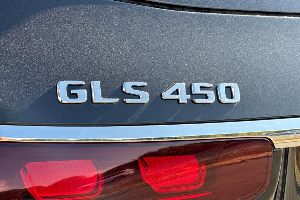 new 2025 Mercedes-Benz GLS 450 car, priced at $98,000