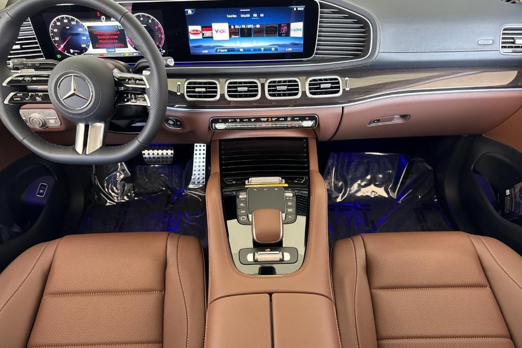 new 2025 Mercedes-Benz GLS 450 car, priced at $98,000