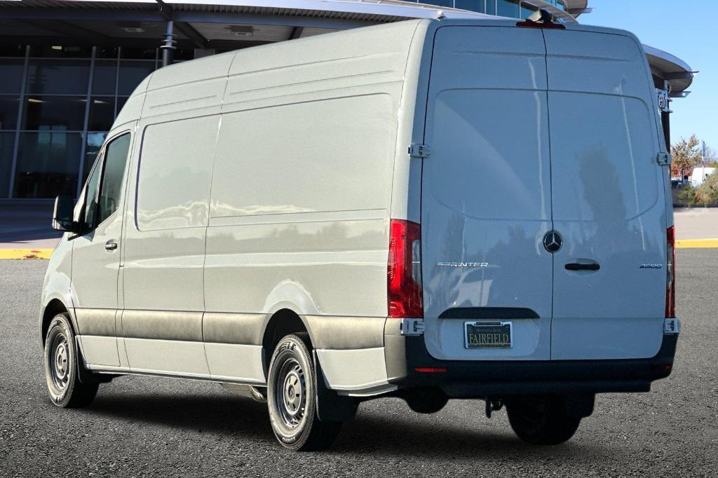 new 2025 Mercedes-Benz Sprinter 2500 car