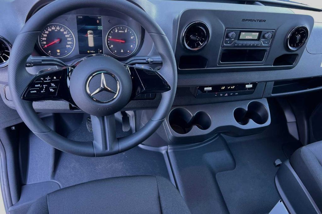 new 2025 Mercedes-Benz Sprinter 2500 car