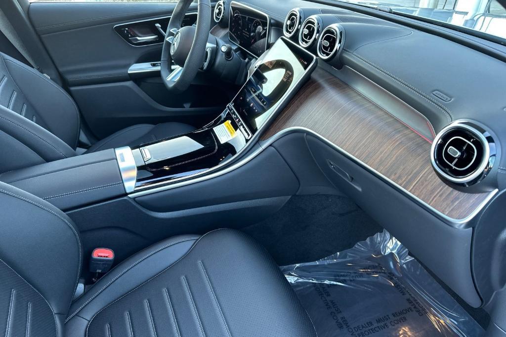new 2026 Mercedes-Benz GLC 300 car, priced at $58,985