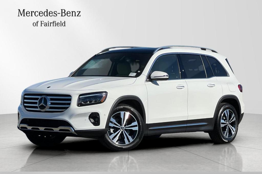 new 2025 Mercedes-Benz GLB 250 car, priced at $52,030