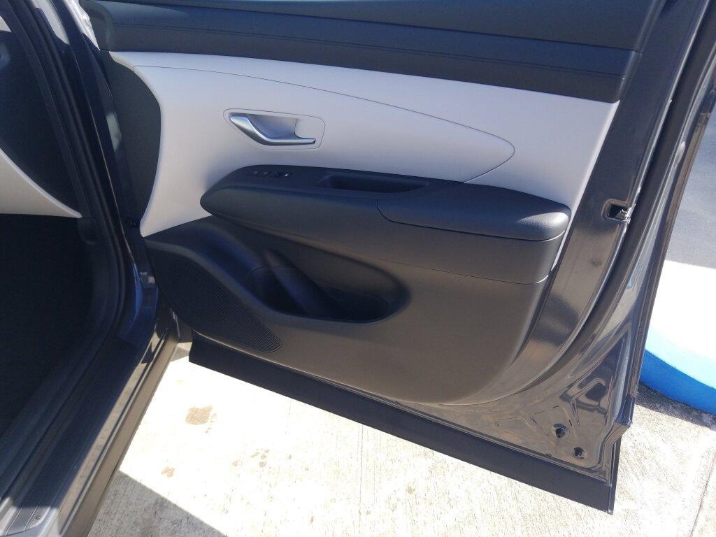 new 2026 Hyundai Tucson car, priced at $29,285