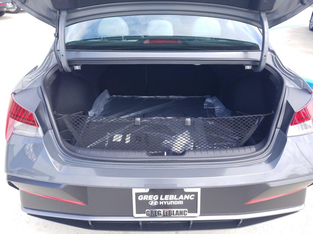 new 2025 Hyundai Elantra car, priced at $25,904