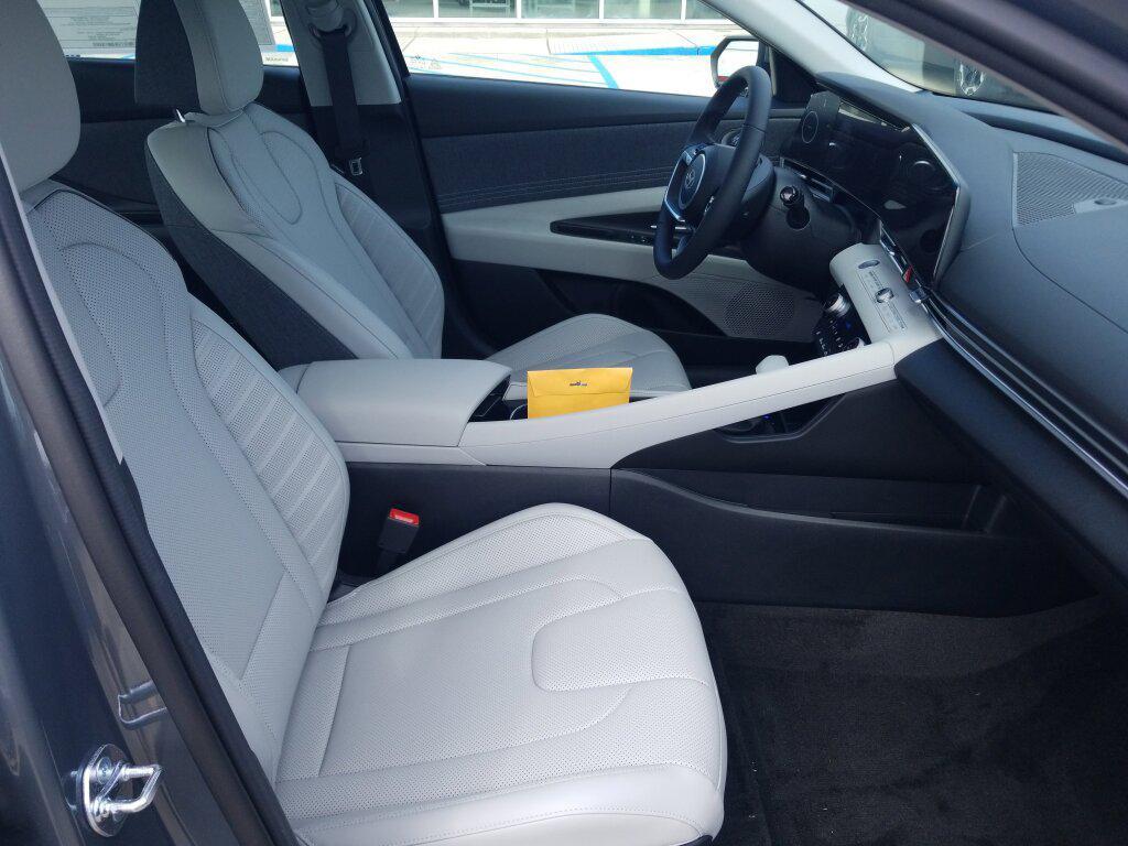 new 2025 Hyundai Elantra car, priced at $25,904