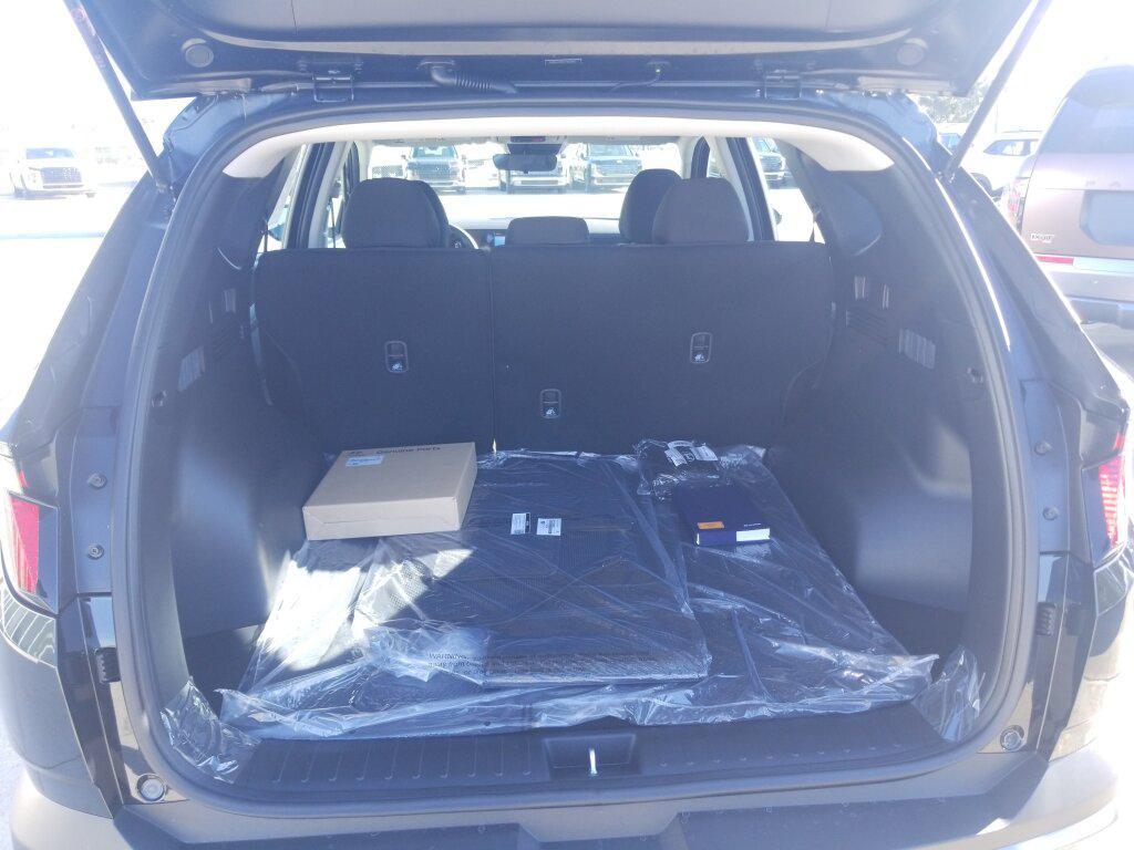 new 2026 Hyundai Tucson car, priced at $27,665