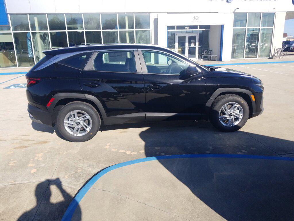 new 2026 Hyundai Tucson car, priced at $27,665
