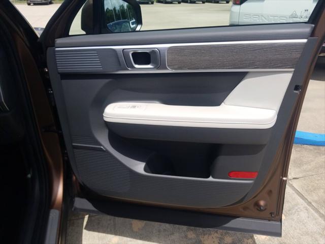 used 2024 Hyundai Santa Fe car, priced at $33,928