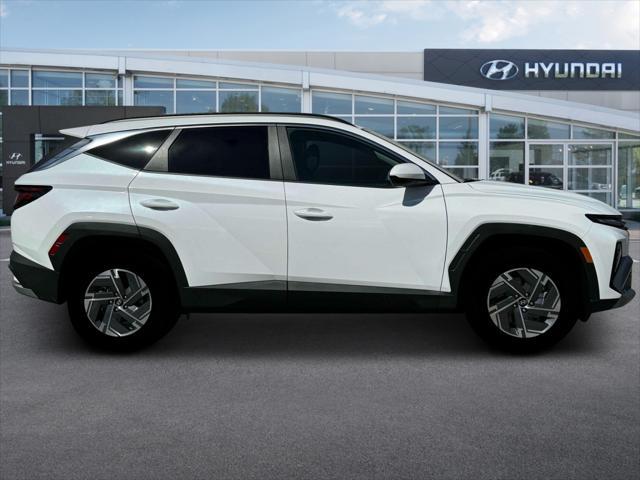 new 2025 Hyundai Tucson Hybrid car, priced at $35,760