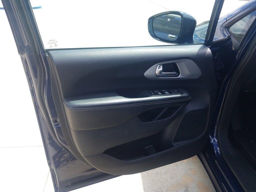 used 2020 Chrysler Pacifica car, priced at $15,980