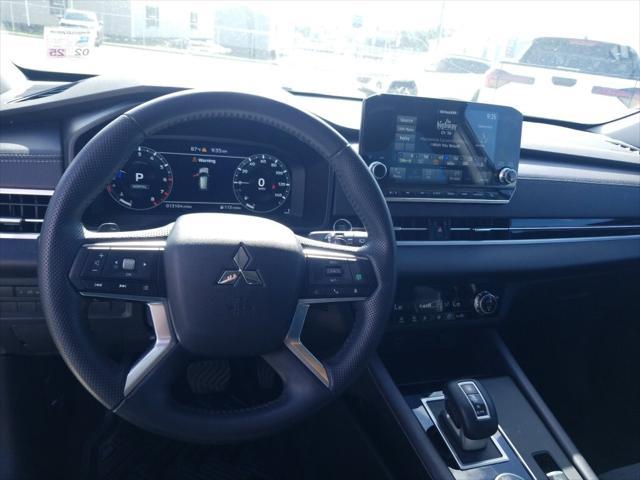 used 2024 Mitsubishi Outlander car, priced at $25,900