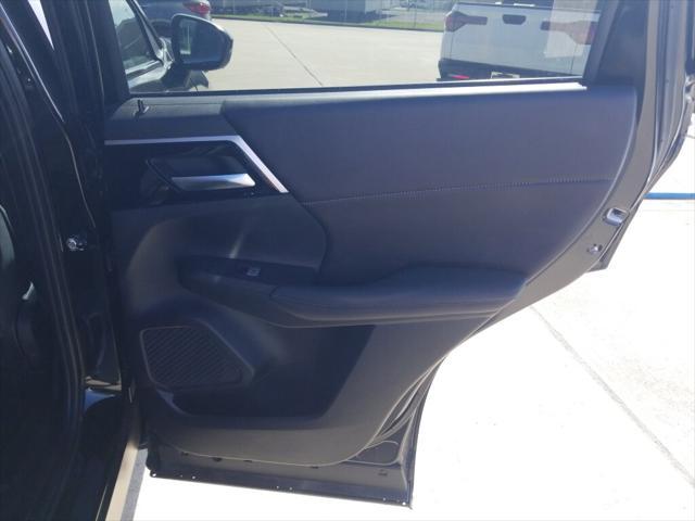 used 2024 Mitsubishi Outlander car, priced at $25,900