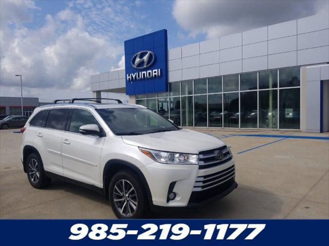 used 2019 Toyota Highlander car, priced at $24,980