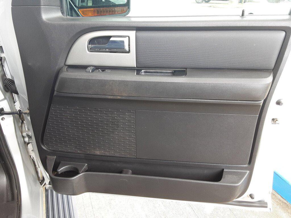 used 2013 Ford Expedition car, priced at $9,980