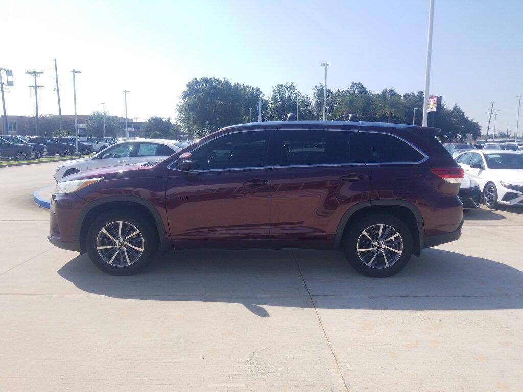 used 2018 Toyota Highlander car, priced at $21,981
