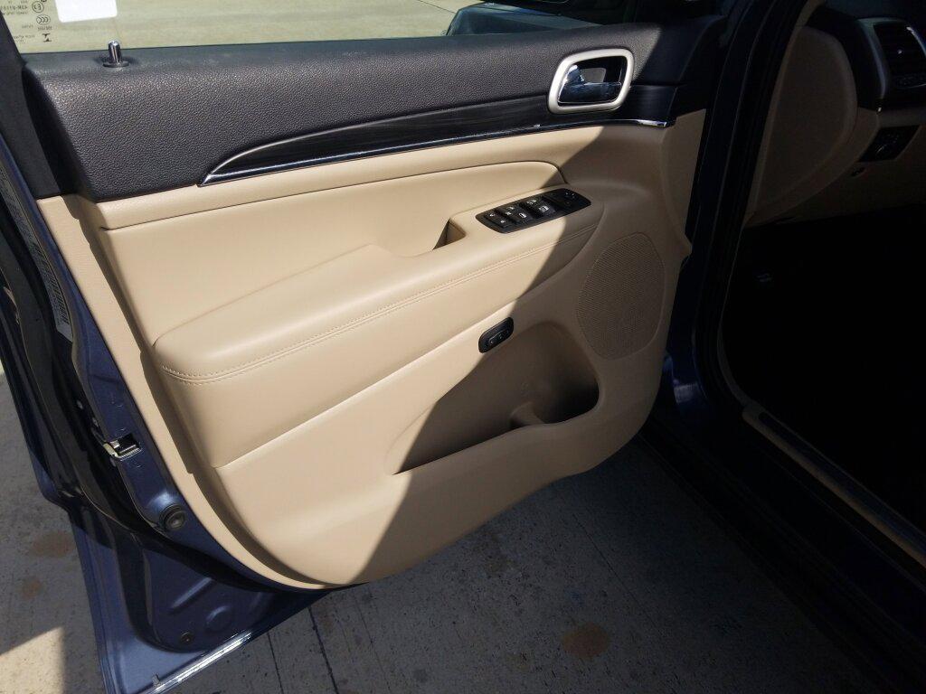 used 2020 Jeep Grand Cherokee car, priced at $23,980