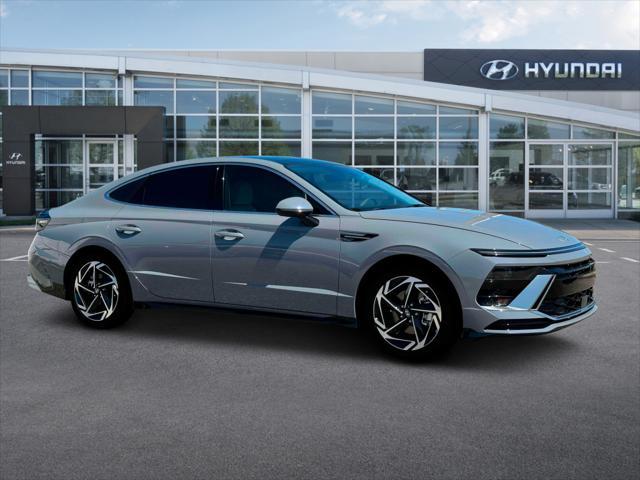 new 2024 Hyundai Sonata car, priced at $30,555