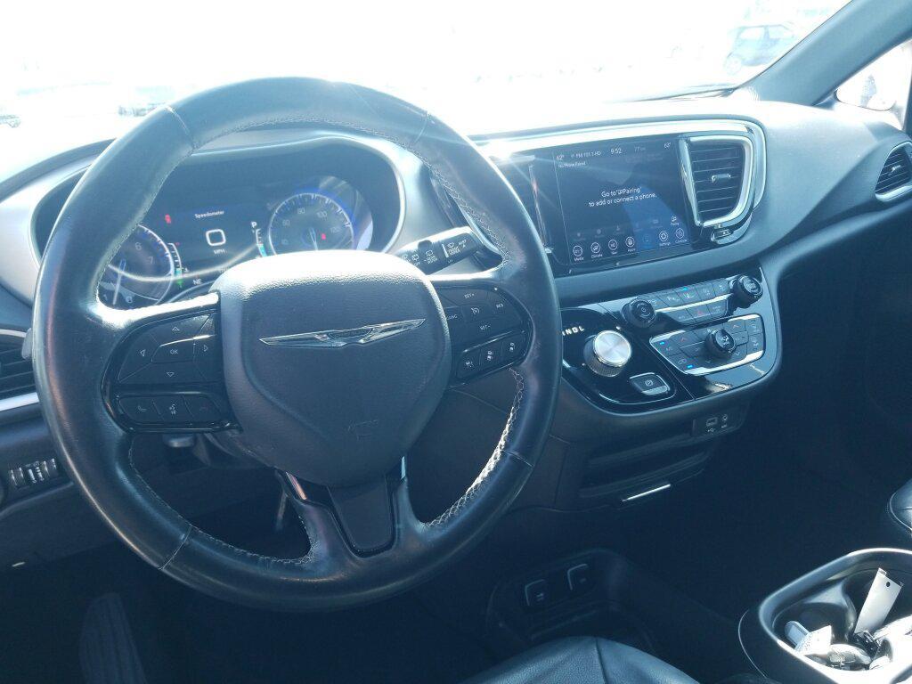 used 2020 Chrysler Pacifica car, priced at $20,980