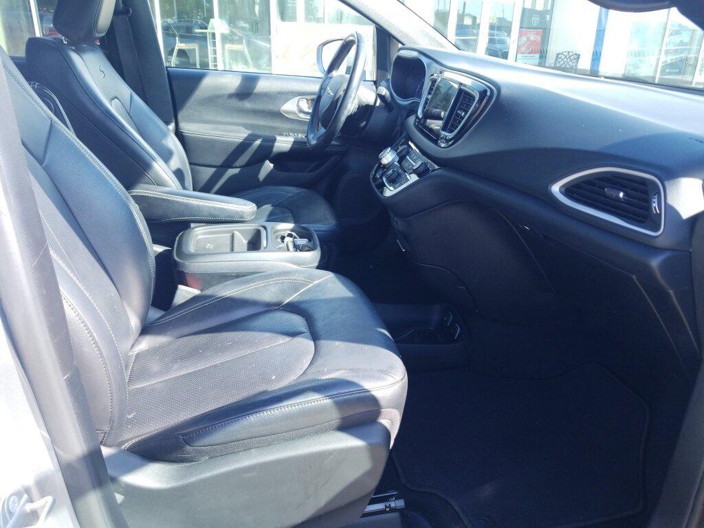 used 2020 Chrysler Pacifica car, priced at $20,980