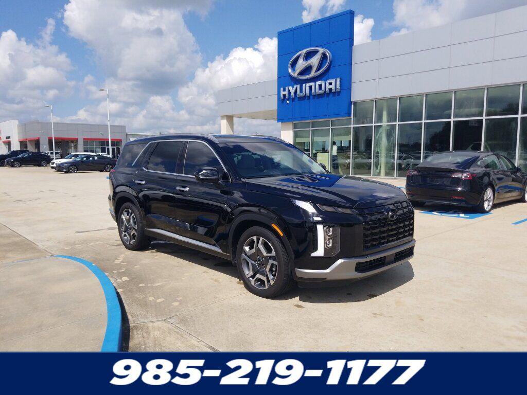 used 2025 Hyundai Palisade car, priced at $42,314