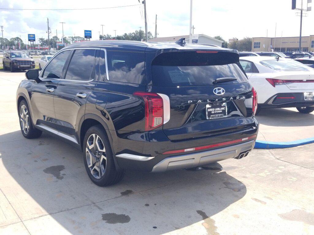 used 2025 Hyundai Palisade car, priced at $42,314