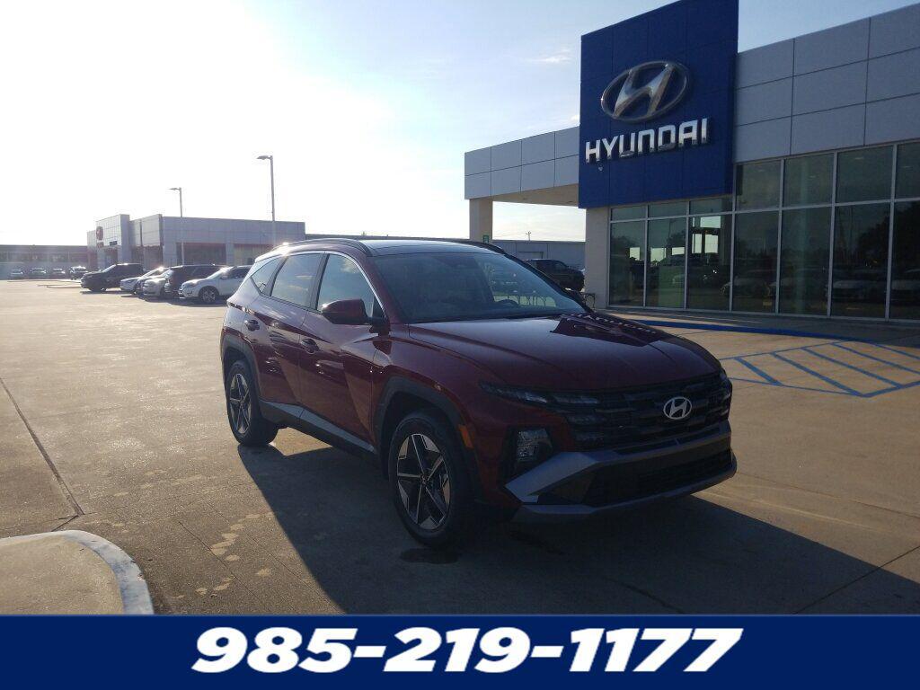 new 2025 Hyundai TUCSON Hybrid car, priced at $34,312
