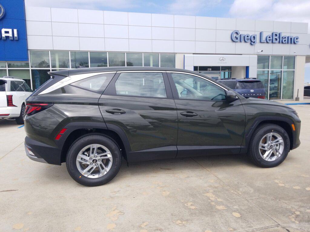 new 2026 Hyundai Tucson car, priced at $27,730