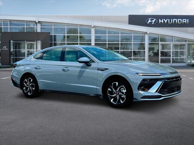 new 2024 Hyundai Sonata car, priced at $25,465