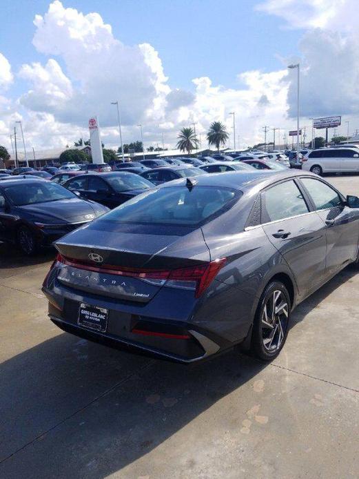 new 2024 Hyundai Elantra car, priced at $26,293