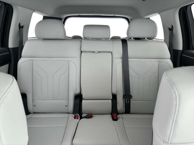 new 2025 Hyundai Santa Fe car, priced at $36,665
