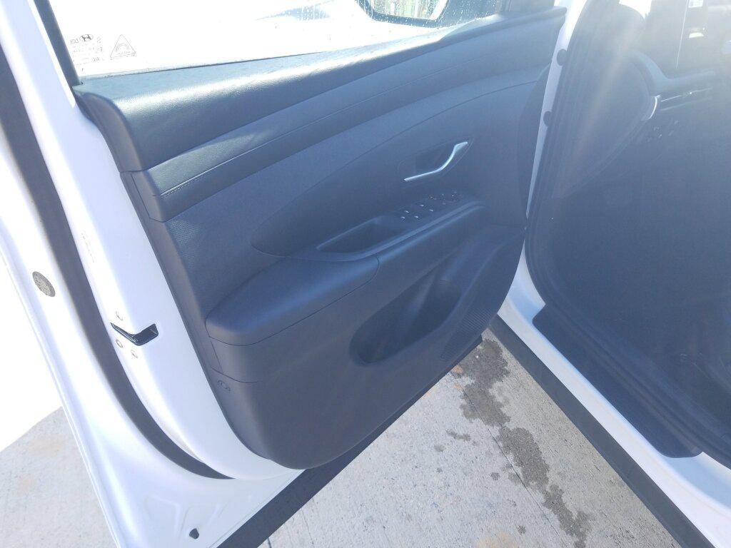 new 2025 Hyundai TUCSON Hybrid car, priced at $34,062