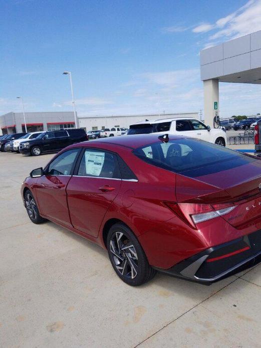 new 2024 Hyundai Elantra car, priced at $26,249