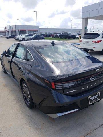 new 2024 Hyundai Sonata Hybrid car, priced at $36,890